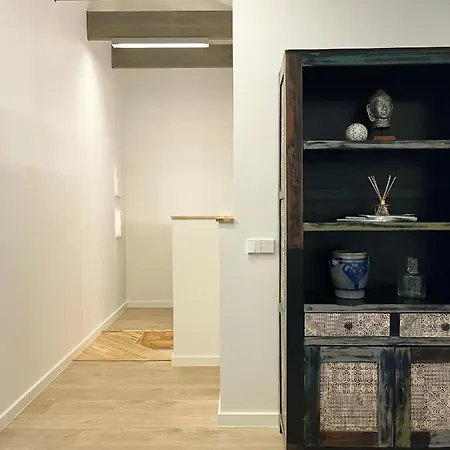 Neris Apartment